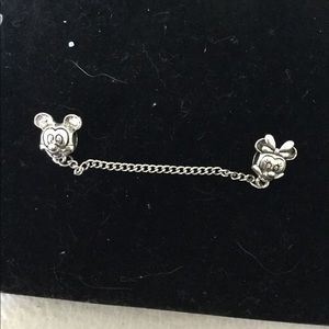 European chain holder